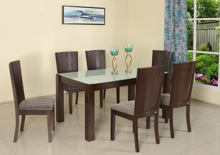 Dining Table with 6 mm Tempered Glass