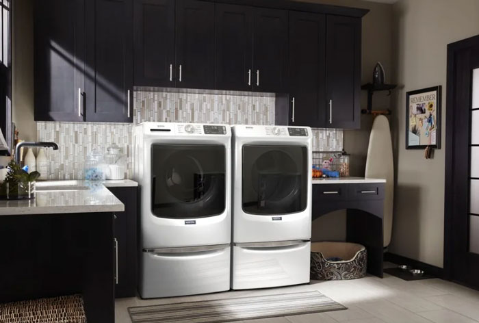 2 Electric Dryers